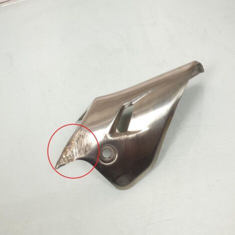 [PRODUIT D'OCCASION] Protection échappement origine pour Suzuki 650 Burgman 2013-2018 (1/4)