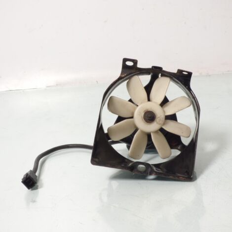 [PRODUIT D'OCCASION] Ventilateur origine pour moto Honda 750 VF F 1983 Occasion (1/2)