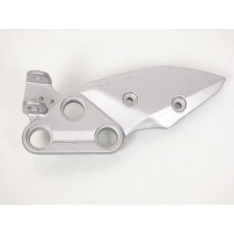 [PRODUIT D'OCCASION] Platine de repose pied pilote droit origine pour moto Suzuki 1400 (1/2)