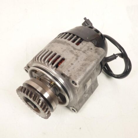 [PRODUIT D'OCCASION] Alternateur Denso pour moto Suzuki 600 GSF Bandit 1995 à 2004 (1/2)