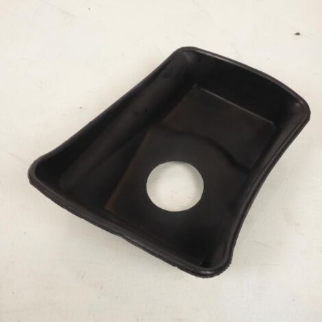 [PRODUIT D'OCCASION] Plastique divers origine pour scooter Suzuki 125 Burgman (1/2)