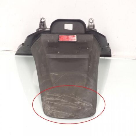 [PRODUIT D'OCCASION] Bavette arrière origine pour scooter Suzuki 125 Burgman 2002 à (1/2)