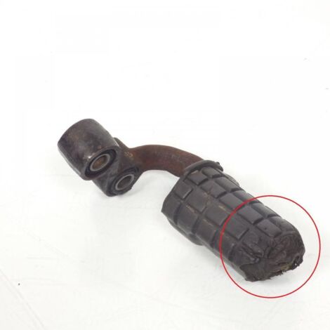 [PRODUIT D'OCCASION] Platine de repose pied pilote droit origine pour moto Suzuki 550 (1/3)