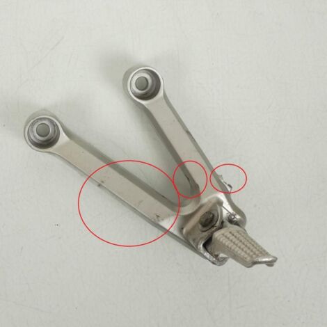 [PRODUIT D'OCCASION] Platine repose pied passager gauche pour moto Suzuki SV 650 S (1/5)
