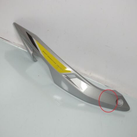 [PRODUIT D'OCCASION] Cache avant gauche origine pour moto Suzuki 1000 DL V-strom 2018 (1/4)