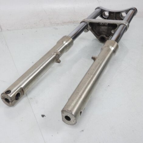 [PRODUIT D'OCCASION] Fourche origine avec té pour moto Suzuki LS 650 Savage 1988 à (1/5)