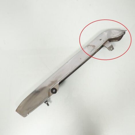 [PRODUIT D'OCCASION] Cache chaîne origine pour moto Suzuki 125 TU-X 1999 (1/3)