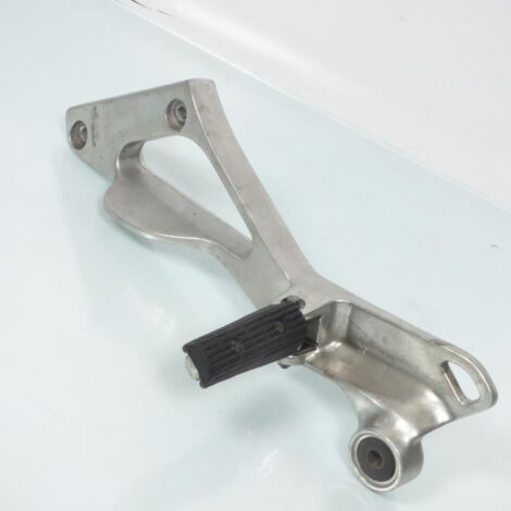 [PRODUIT D'OCCASION] Platine repose pied passager gauche origine pour moto Yamaha 850 (1/2)