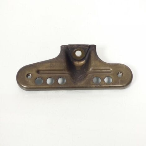 [PRODUIT D'OCCASION] Support marche pied ArrD origine pour Suzuki 650 Burgman 2003 à (1/2)