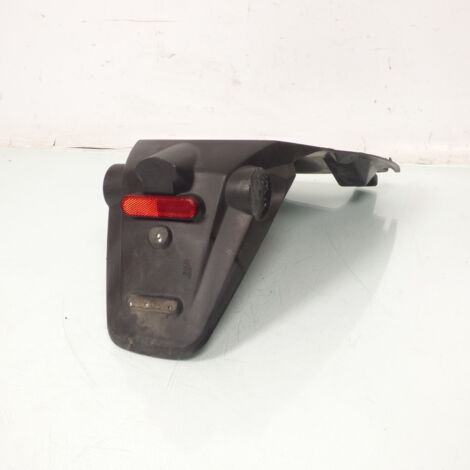 [PRODUIT D'OCCASION] Bavette arrière origine pour scooter Peugeot 50 Kisbee 2011 à