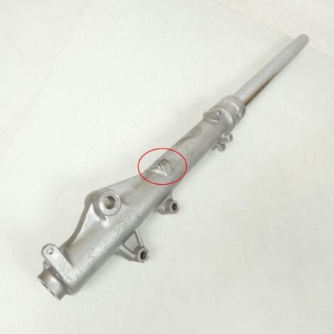[PRODUIT D'OCCASION] Bâton de fourche droit pour moto Yamaha XTZ 750 Super tenere 1989 (1/4)