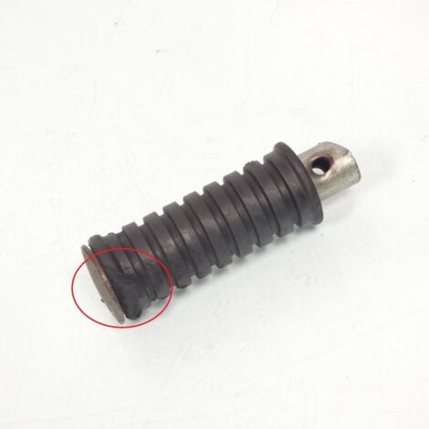 [PRODUIT D'OCCASION] Cale pied passager origine pour moto Suzuki 550 GS 1980 Occasion (1/2)