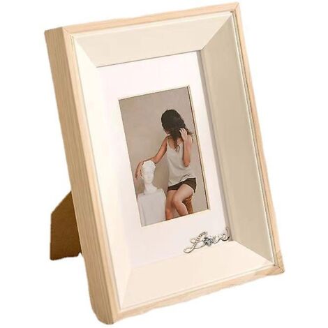 Cadre photo de table Nordic Swing 6x4 pouces - Design minimaliste en bois (1/4)