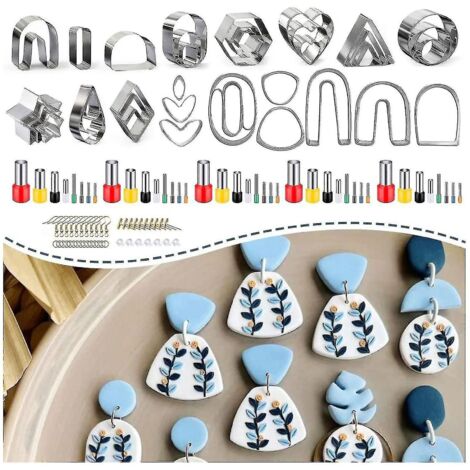 Ensemble de 126 emporte-pièces en pâte polymère pour la fabrication de boucles d'oreilles, avec supports et fermoirs.