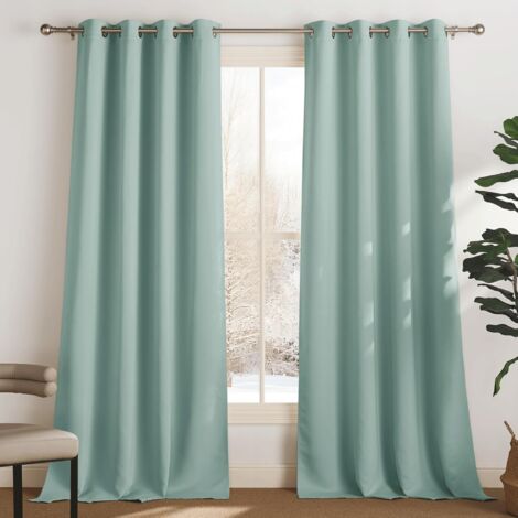 Lot de 2 Rideau Occultant Thermique Isolant Anti Froid et Chaleur 132x160 (lxH) Tenture Opaque à Oeillets Isolation Lumiere Uv Decoration Chambre Maison Salon Intérieurs, Vert Clair
