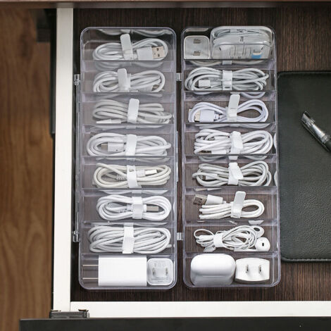 Boîte de Rangement pour câbles avec 10 Attaches de câble Boîte de Rangement avec 8 Compartiments Boîte de Rangement pour comptoir en Plastique Transparent (Large with lid) (1/3)