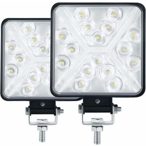 Paire de feux de travail à LED 4 pouces pour tracteur, 300 W 12 000 lm 6 000 K 4 x 4 IP67 pour moto, lentille carrée 8D, luminosité extrêmement élevée pour tracteur, SUV, camion, garage et jardin. (1/3)
