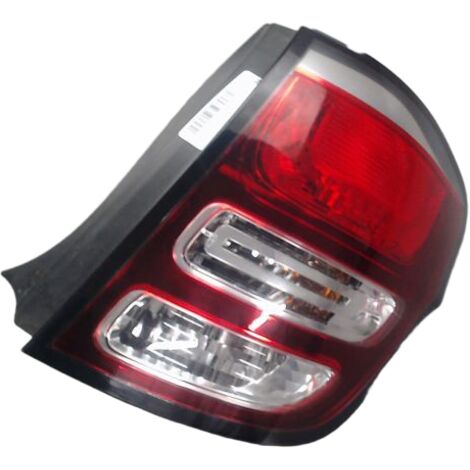 Remplacer feu arriere droit Citroen C3 casse avec la piece 9803928480