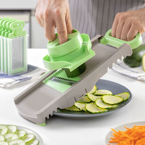 La MandolinaâRallador Plegable 6 en 1 Choppie InnovaGoods es la herramienta perfecta para quienes buscan rapidez, comodidad y versatilidad en la coc