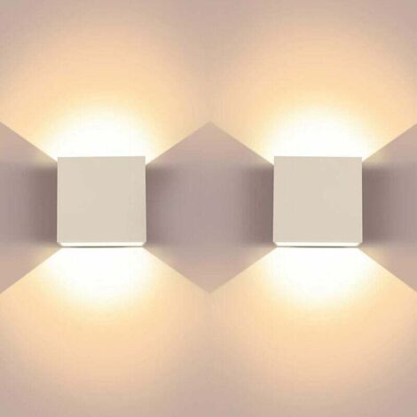 2er-Pack moderne, quadratische LED-Wandleuchten aus Aluminium (6 W) mit Sockel und warmweißem Licht (3000 K). Ideal für Wohnzimmer, Schlafzimmer, Flur und Esszimmer. [Energieeffizienzklasse] (1/5)