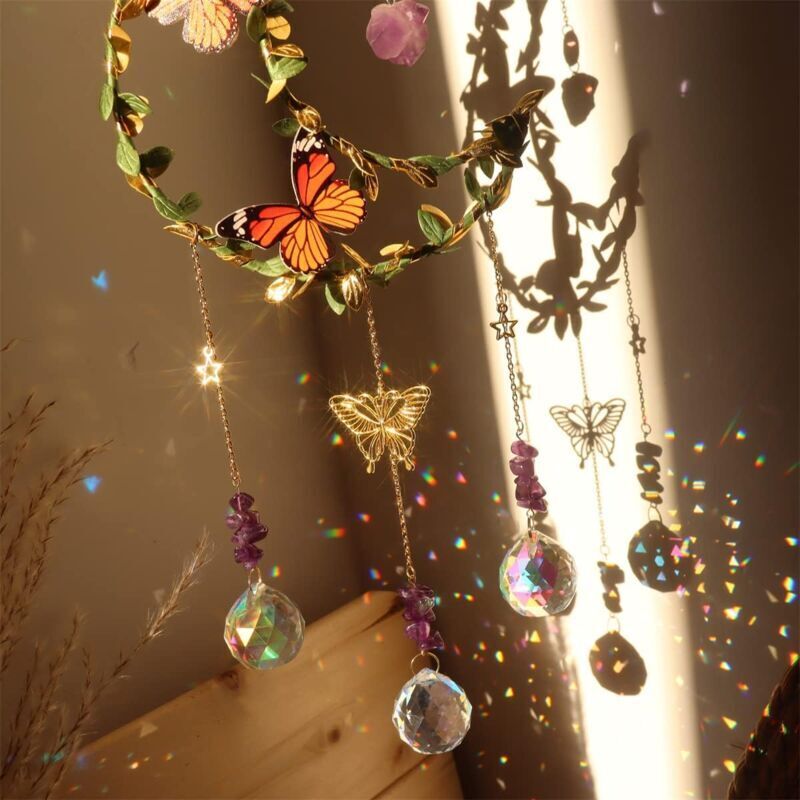 Acchiappasole A Cuore Con Farfalla E Prismi In Cristallo K9 | Decorazione Da Finestra 60 Cm
