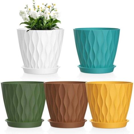 Un ensemble de 5 pots de fleurs en plastique de 15 cm avec trous de drainage et soucoupes, adaptés aux petites plantes succulentes, disponibles en différentes couleurs. (1/4)
