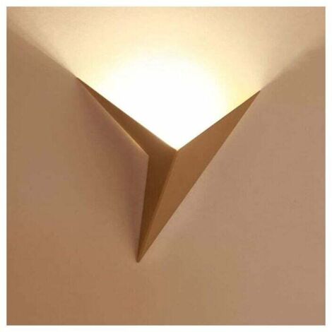 Applique murale intérieure LED 3W, applique murale triangulaire dorée créative, lumière blanc chaud 3000K, applique murale moderne en métal, convient aux chambres, salons, cages d'escalier et couloirs (1/5)