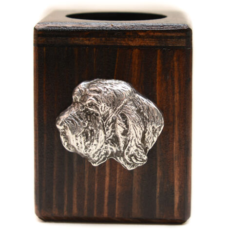 Petit Basset Griffon Vendéen, Basset Griffon Vendéen - bougeoir en bois avec chien, souvenir unique après la perte d'un chien, fait main par Art-Dog (1/5)