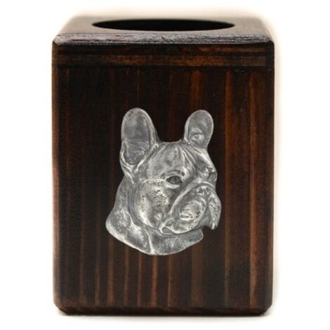 Bouledogue français I - bougeoir en bois représentant un chien, un souvenir unique après la perte d'un animal de compagnie, fabriqué artisanalement par Art-Dog (1/5)