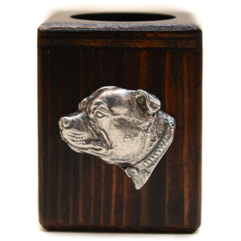Staffordshire Bull Terrier, Staffik, Staffi III - bougeoir en bois avec chien, un souvenir unique après la perte d'un chien, fait main par Art-Dog (1/5)