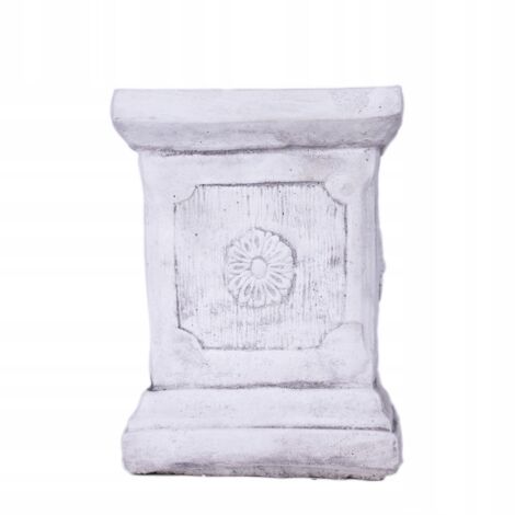 Colonne sculptée en béton pour une fleur de jardin (1/3)