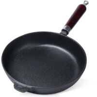 Poêle à frire en fonte CAST LINE 24 cm