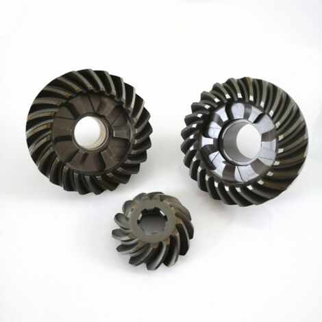 S-giant Engrenage pour moteur hors-bord 2 temps 48 chevaux - Compatible avec 697-45551-00 697-45571-00 et 697-45560-01. (1/5)
