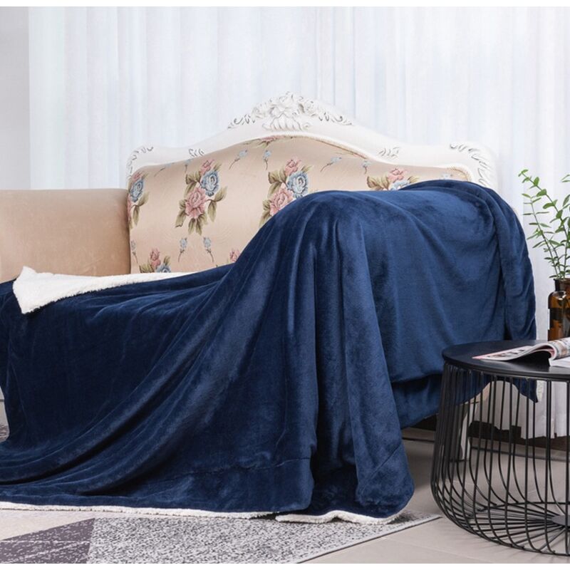 Couverture Polaire AVATAR 130x160cm – Douce, Chaude, 1 Place