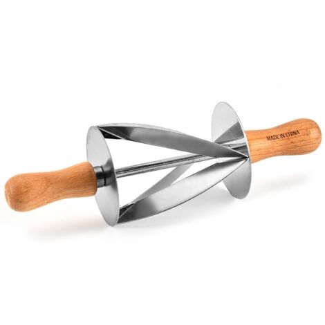 Outil pour rouler la pâte à croissants (1/5)