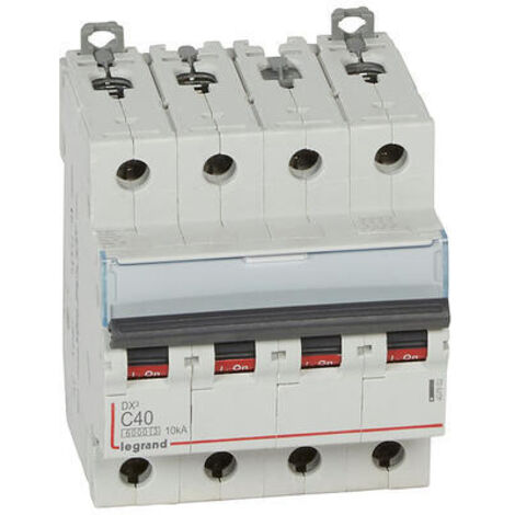 Interruttore DX³6000 10kA in entrata alta e in uscita bassa a vite 4P 400V 40A - curva C - 407902