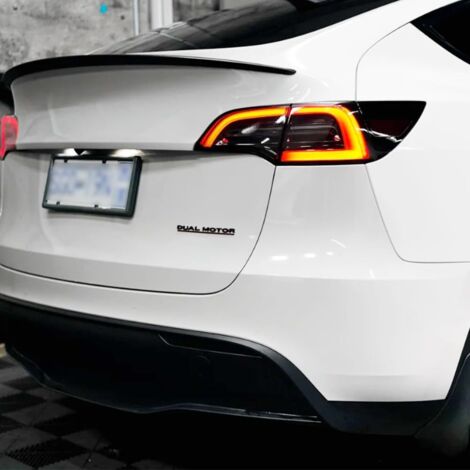 Lettres Dual Motor Performance Noires Mat Ligne Rouge – Badge 3D Autocollant Pour Tesla Model 3 Y X S – Emblème Coffre Arrière Garde-boue Accessoires Stylés