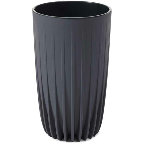 Vaso da fiori alto e spogliato in materiale riciclato ecologico (1/5)