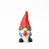 LED Gartenfigur Zwerg aus MGO, 19x20x40 cm, lustige Deko für Garten und Außenbereich