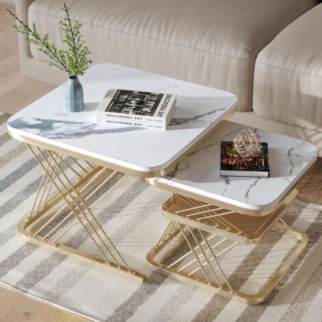 Set aus 2 verschiebbaren Couchtischen – quadratische Tische mit Tischplatte in Marmoroptik und Metallgestell – 60/45 – goldfarben