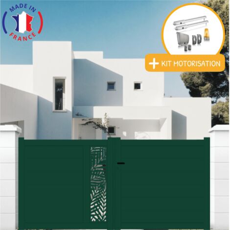 Portail aluminium battant découpe laser en kit + Motorisation dimensions L.3000 (entre piliers) X H.1500 mm SGS Essential (vérins) Couleurs Vert (RAL 6005) (1/2)
