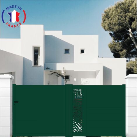 Portail aluminium coulissant découpe laser en kit dimensions L.3500 (entre piliers) X H.1500 mm Couleurs Vert (RAL 6005)