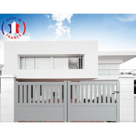 Portail aluminium coulissant semi-ajouré en kit dimensions L.3500 (entre piliers) X H.1300 mm Couleurs Gris clair (RAL 7035)