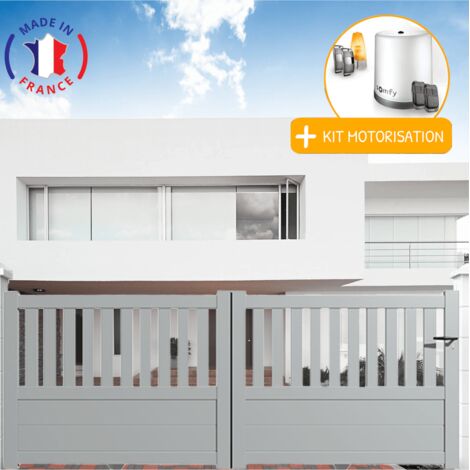 Portail aluminium coulissant semi-ajouré en kit + Motorisation dimensions L.4000 (entre piliers) X H.1300 mm Couleurs Gris clair (RAL 7035) (1/2)