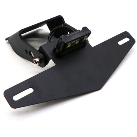 Adapté aux motos KTM RC390 et DUKE390 (modèles 2017-2019), ce cadre de plaque d'immatriculation modifié est doté d'une lumière et est conçu pour les sections arrière courtes.