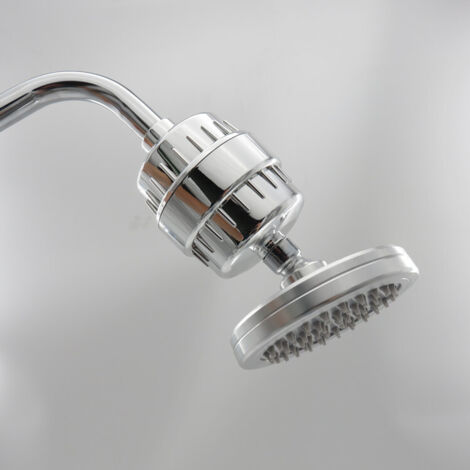 Ensemble de douche tout aluminium comprenant une pomme de douche filtrante et un corps de douche antichlore. (1/5)