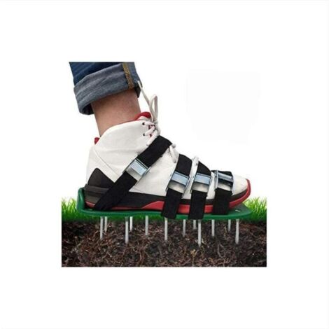 SABIR Aérateur de pelouse chaussures aérateur de pelouse chaussures à pointes avec 4 sangles réglables et scarificateur en métal pour aérateur de pelouse chaussures de jardin (1/5)