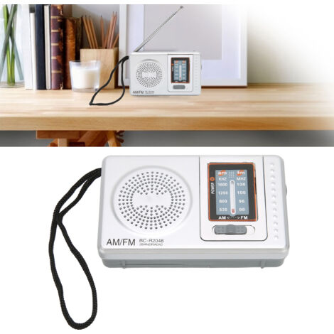 Radio AM/FM gris argent, compact et léger, taille portative, alimenté par piles AA, design simple, cadeau idéal pour parents et grands-parents (1/5)