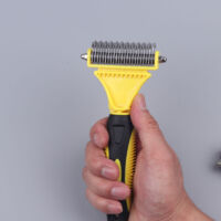 Brosse pour chien brosse démêlante brosse pour le sous-poil peigne pour chien brosse de sous-poil pour désépaissir pour les poils mi-longs à longs