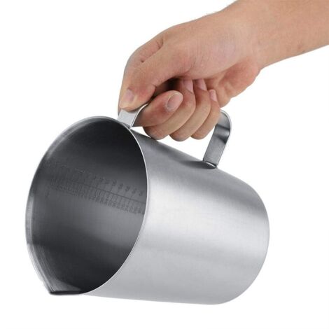 Mesure en Acier Inoxydable, 500-2000Ml Pot À Lait Avec Poignée Bec Verseur de Canard Pot À Mousse Avec Balance Intégrée Ustensile de Cuisine Et de Pâtisserie, pour Latte Et Café Artistiques (2000ML) (1/5)